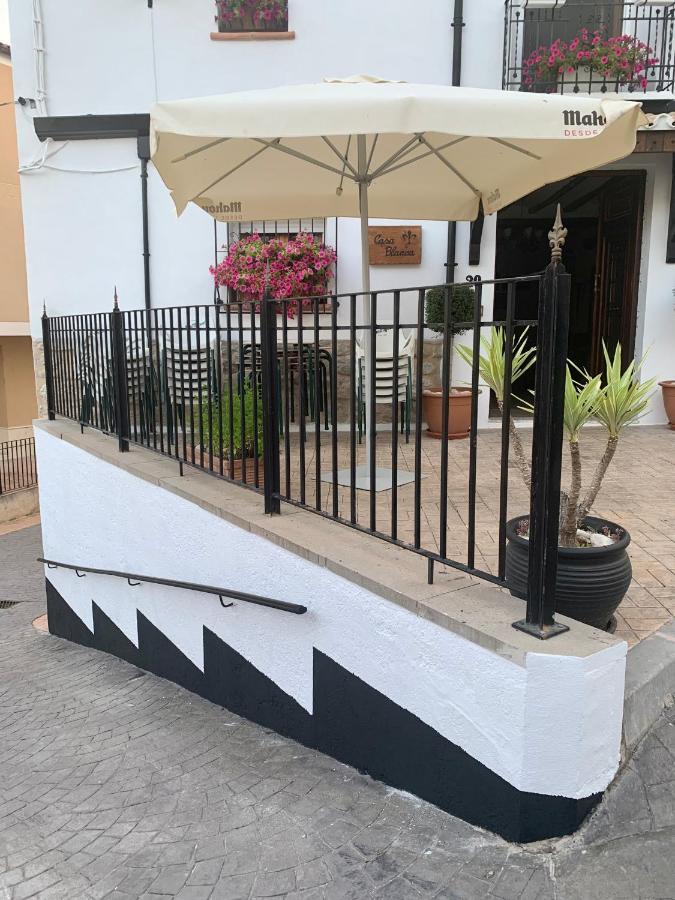 Castell De Castells Casa Blanca Bed & Breakfast エクステリア 写真