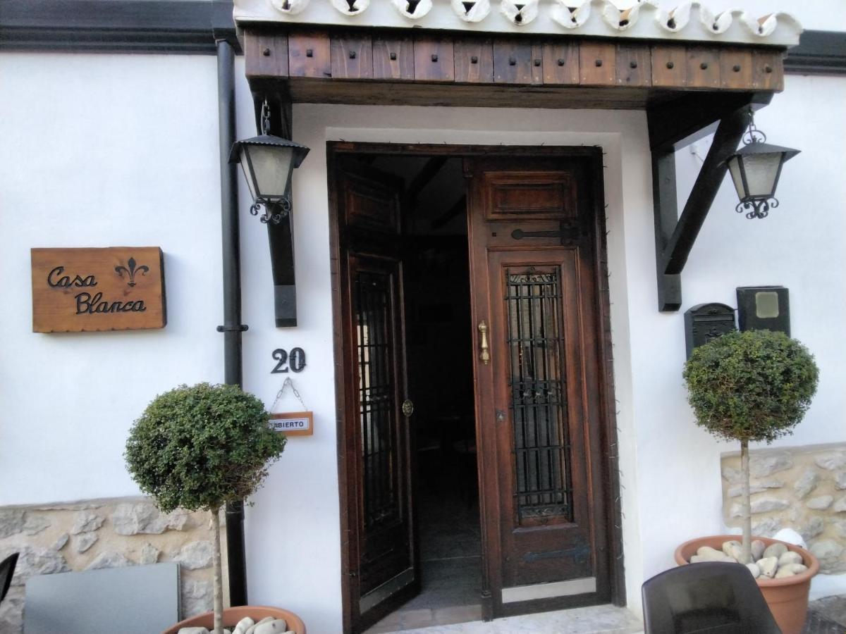 Castell De Castells Casa Blanca Bed & Breakfast エクステリア 写真