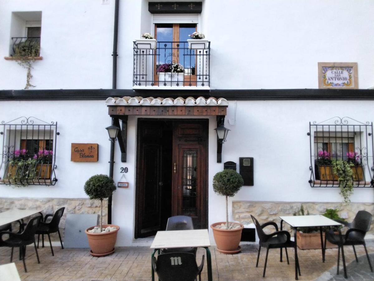 Castell De Castells Casa Blanca Bed & Breakfast エクステリア 写真