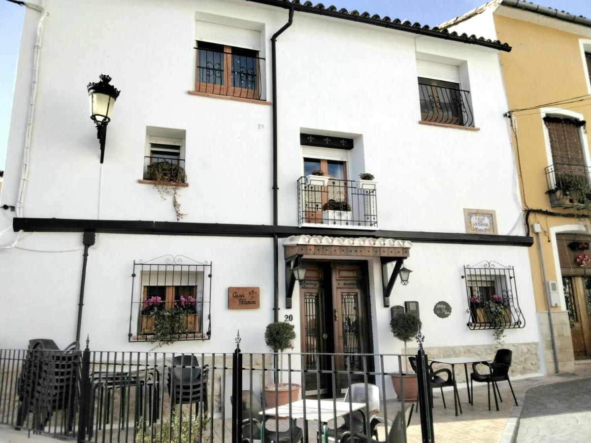 Castell De Castells Casa Blanca Bed & Breakfast エクステリア 写真
