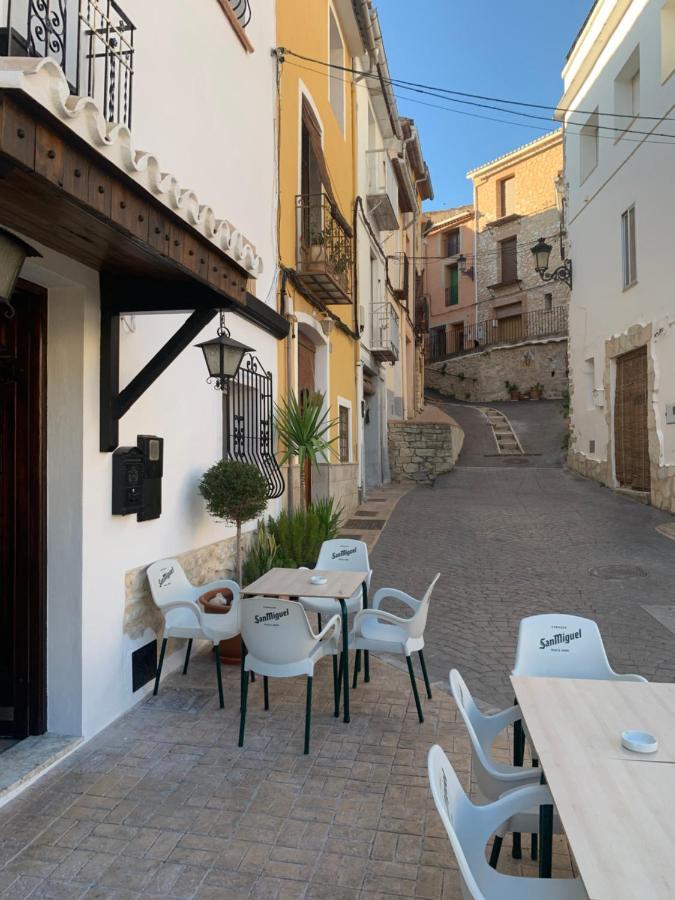 Castell De Castells Casa Blanca Bed & Breakfast エクステリア 写真
