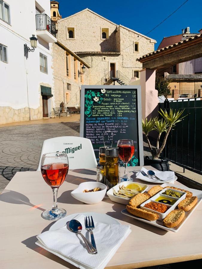 Castell De Castells Casa Blanca Bed & Breakfast エクステリア 写真