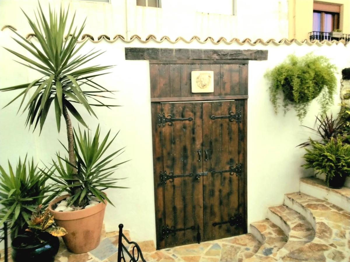 Castell De Castells Casa Blanca Bed & Breakfast エクステリア 写真