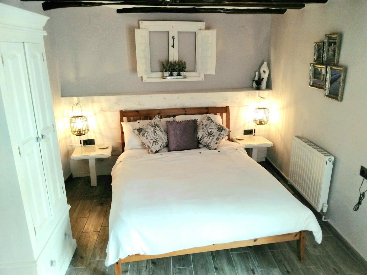 Castell De Castells Casa Blanca Bed & Breakfast エクステリア 写真