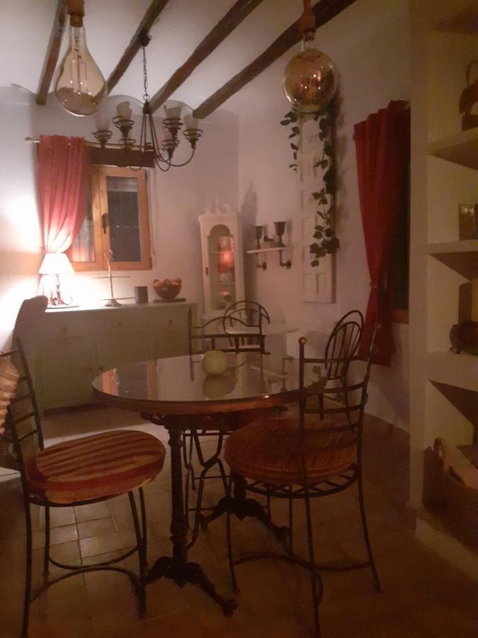 Castell De Castells Casa Blanca Bed & Breakfast エクステリア 写真